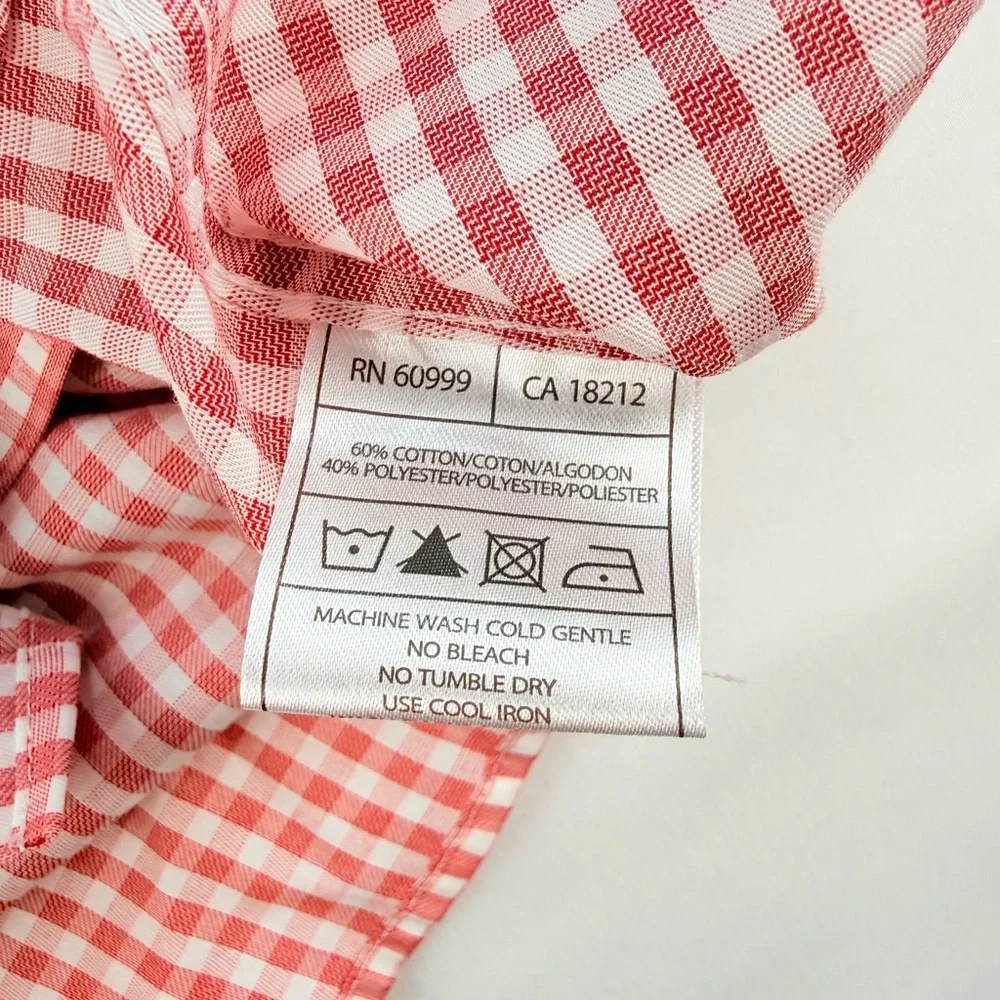Wisconsin Badgers Button Down Size XL NWT - Picture 5 of 10